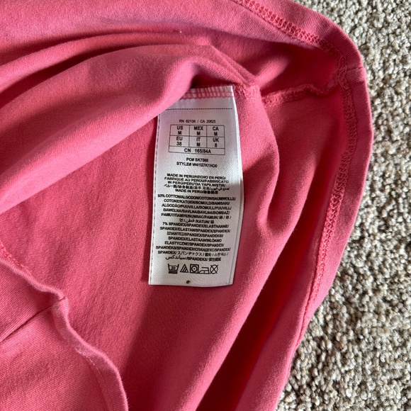 GUESS Bodycon Cap Sleeve Fitted Cutout Tee Medium Coral Sexy Spring Summer Club - Picture 3 of 3